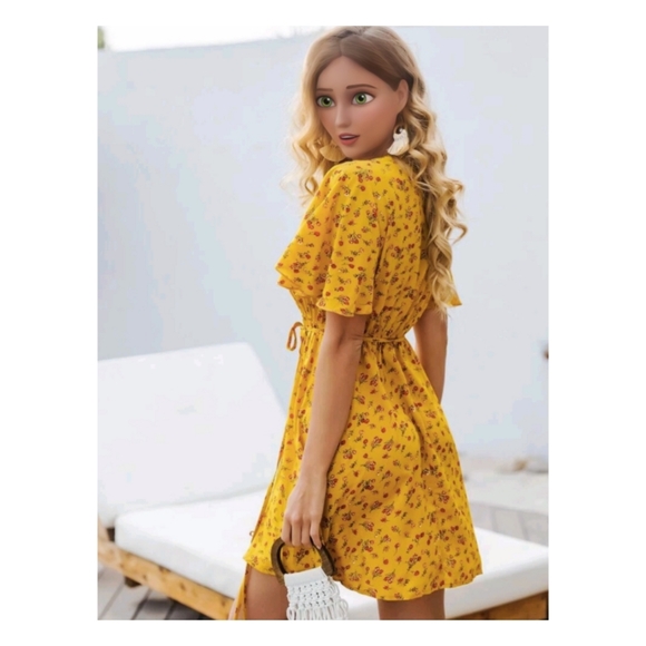 (NEW) Ditsy Floral Surplice Belted Dress - Picture 3 of 8